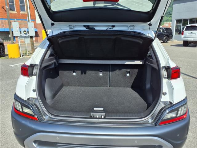 2022 Hyundai KONA Limited - Photo 12