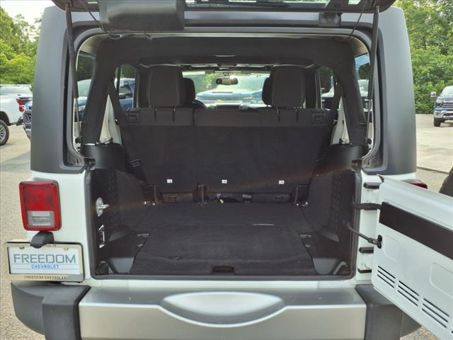 2018 Jeep Wrangler JK Unlimited Unlimited Sahara - Photo 13