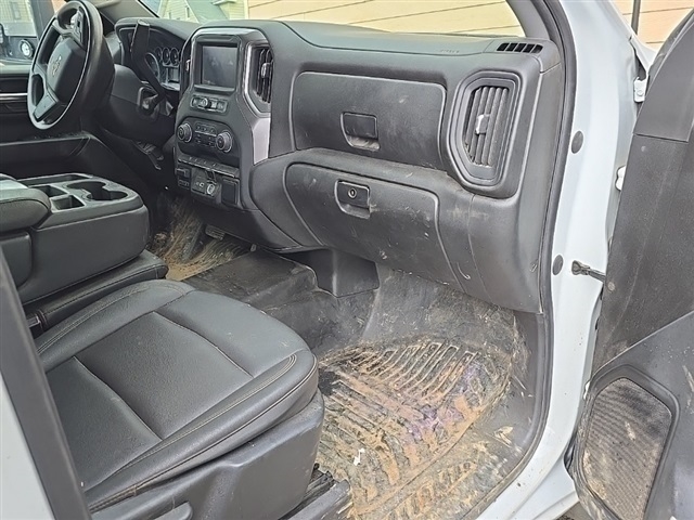 2024 Chevrolet Silverado 3500HD Work Truck WT 177 WB 4WD CREW FLATBED - Photo 13