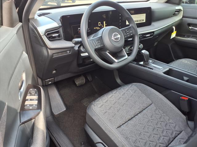 2025 Nissan Kicks SV - Photo 13
