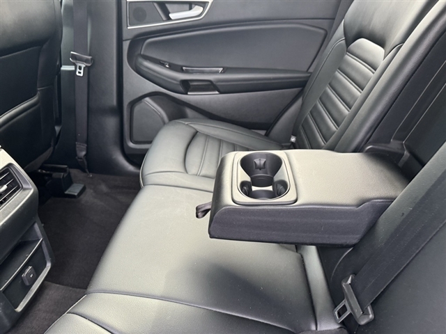 2020 Ford Edge SEL - Photo 14