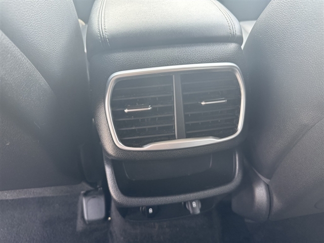 2019 Hyundai SANTA FE Limited - Photo 14