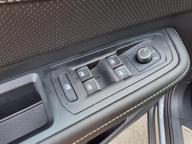 2025 Volkswagen Atlas 2.0T SE w/Technology - Photo 15