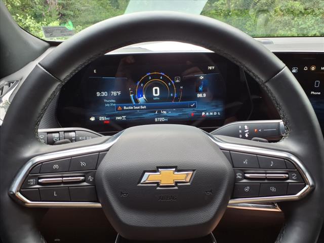 2025 Chevrolet Equinox LT - Photo 17