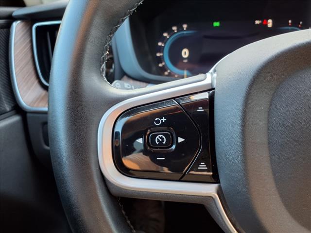 2023 Volvo XC60 B5 Plus Dark Theme - Photo 17
