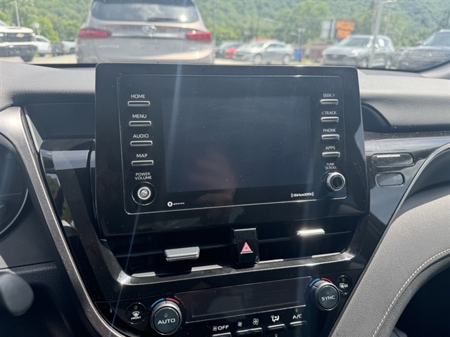 2023 Toyota Camry SE Nightshade - Photo 18