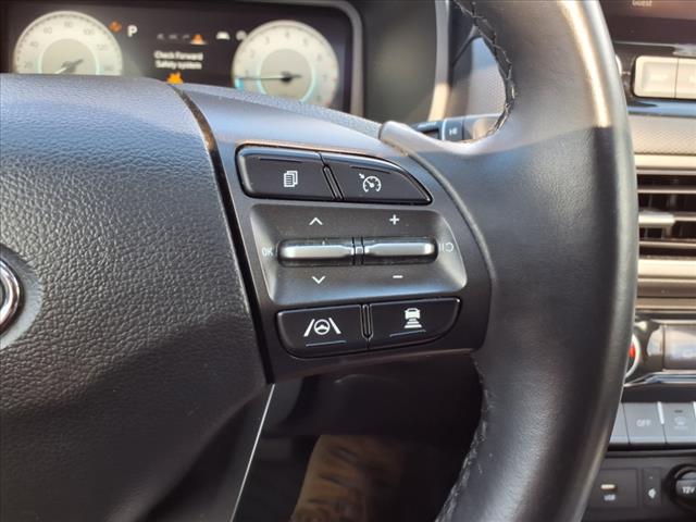 2022 Hyundai KONA Limited - Photo 19