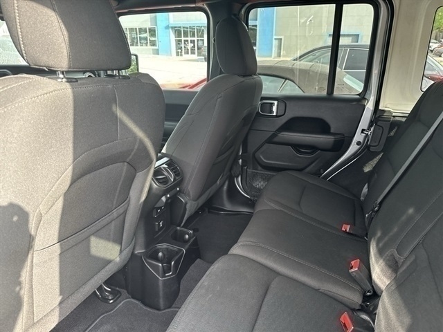 2021 Jeep Wrangler Unlimited Unlimited Sahara - Photo 21