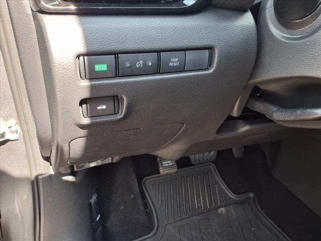 2025 Nissan Sentra SV - Photo 21