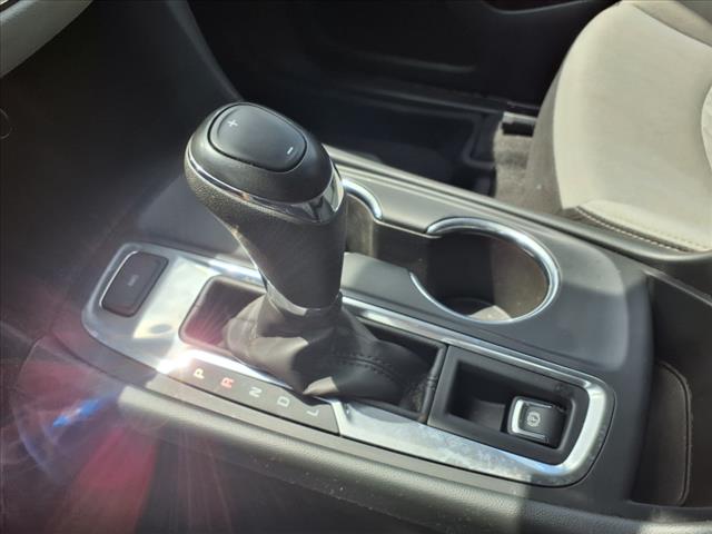 2021 Chevrolet Equinox LS AWD - Photo 22