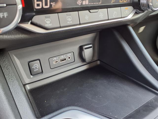 2025 Nissan Sentra SV - Photo 22