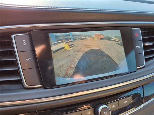 2019 Buick Enclave Essence AWD - Photo 22
