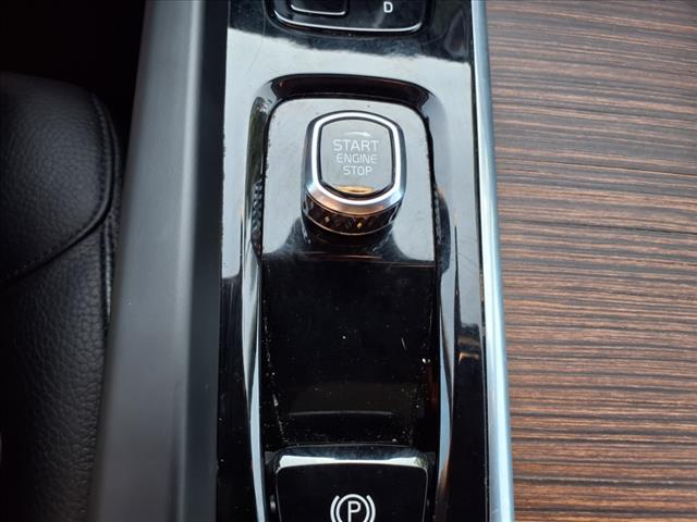 2023 Volvo XC60 B5 Plus Dark Theme - Photo 22