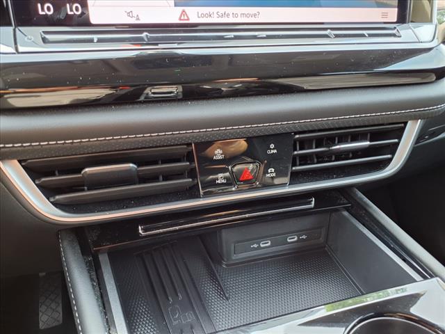 2025 Volkswagen Atlas 2.0T SE w/Technology - Photo 23