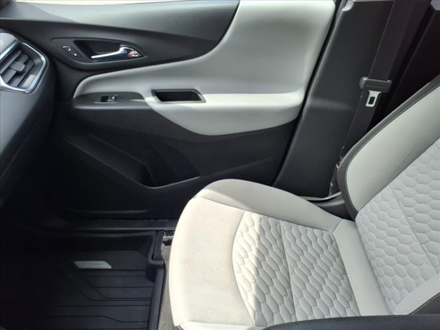 2021 Chevrolet Equinox LS AWD - Photo 23