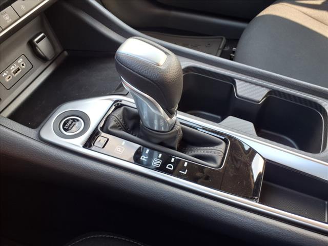 2025 Nissan Sentra SV - Photo 23