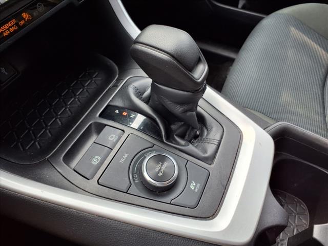 2021 Toyota RAV4 Hybrid LE - Photo 23