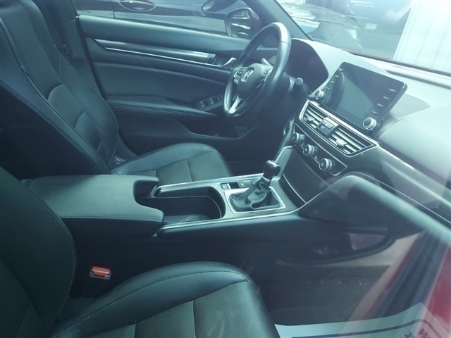 2019 Honda Accord Sport 2.0T - Photo 24