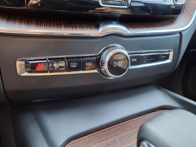 2023 Volvo XC60 B5 Plus Dark Theme - Photo 24
