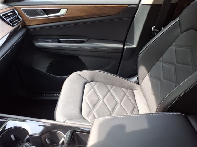2025 Volkswagen Atlas 2.0T SE w/Technology - Photo 25