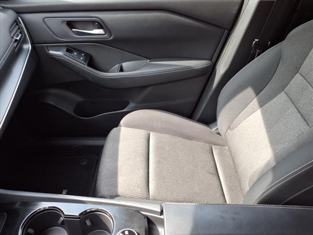2024 Nissan Rogue SV - Photo 27