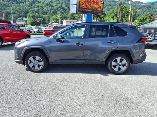 2023 Toyota RAV4 XLE - Photo 2