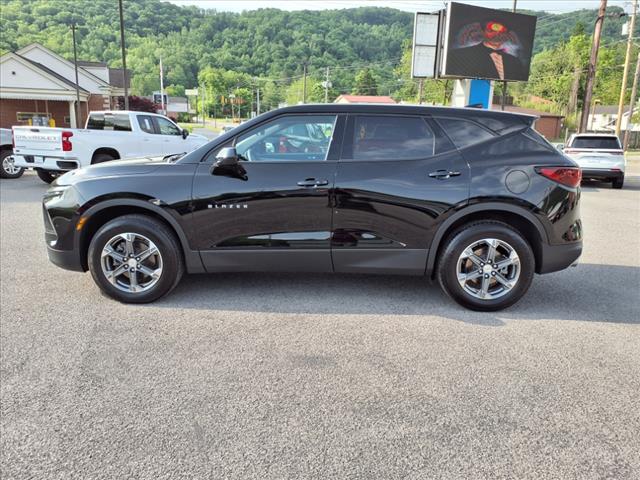 2023 Chevrolet Blazer LT AWD - Photo 2