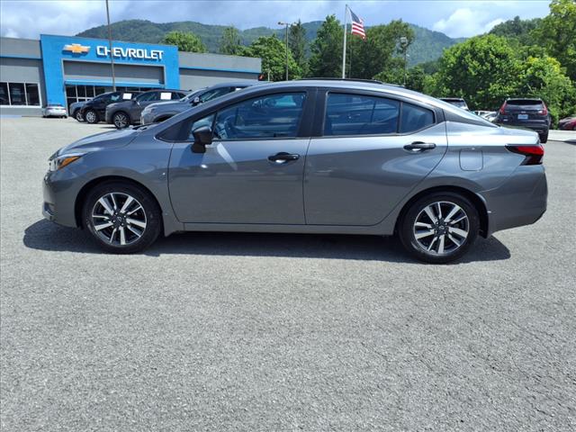 2025 Nissan Versa 1.6 S - Photo 2