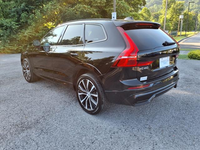 2023 Volvo XC60 B5 Plus Dark Theme - Photo 3