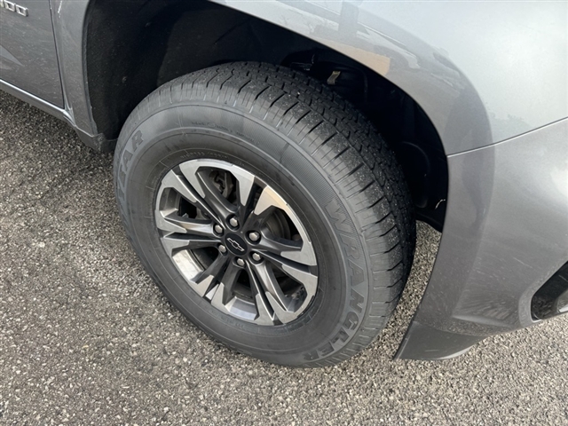 2022 Chevrolet Colorado Z71 - Photo 4