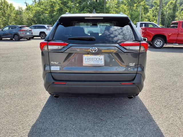 2023 Toyota RAV4 XLE - Photo 4