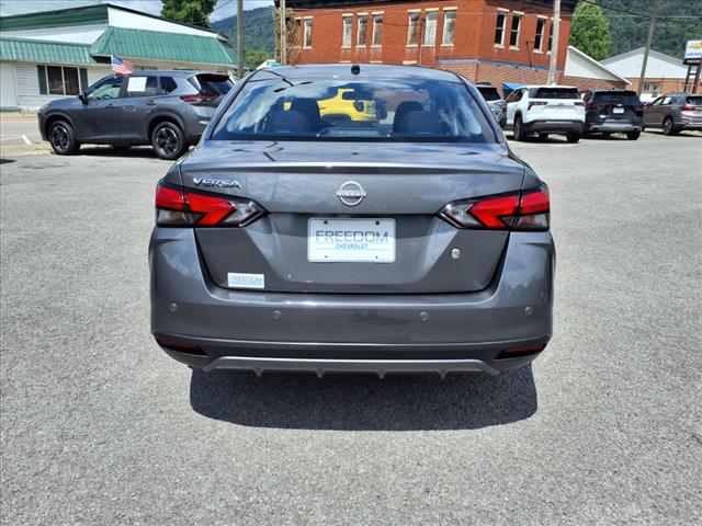 2025 Nissan Versa 1.6 S - Photo 4