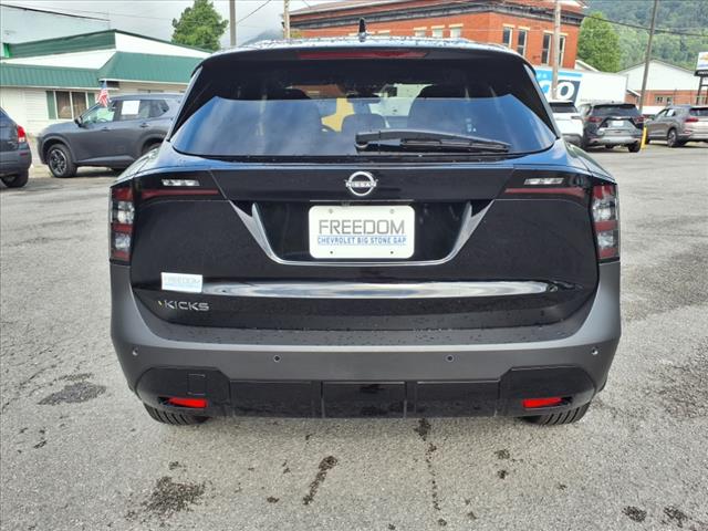 2025 Nissan Kicks SV - Photo 4