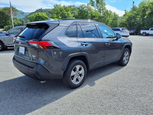 2023 Toyota RAV4 XLE - Photo 5