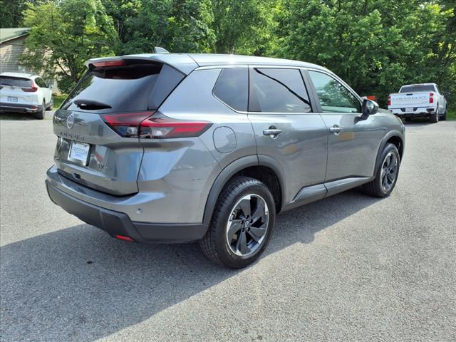 2024 Nissan Rogue SV - Photo 5