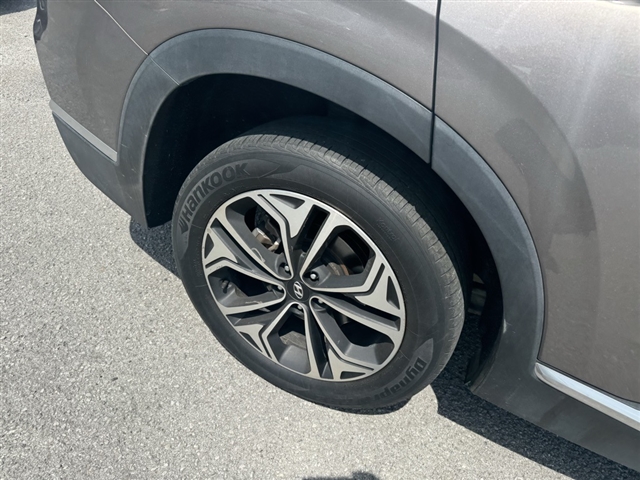 2019 Hyundai SANTA FE Limited - Photo 5