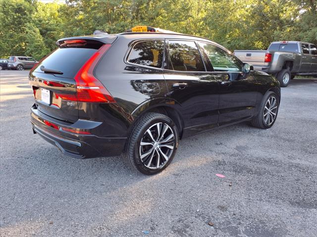 2023 Volvo XC60 B5 Plus Dark Theme - Photo 5