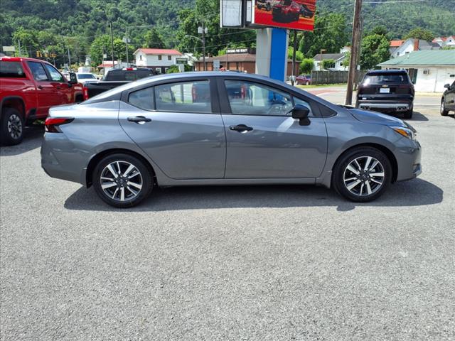 2025 Nissan Versa 1.6 S - Photo 6