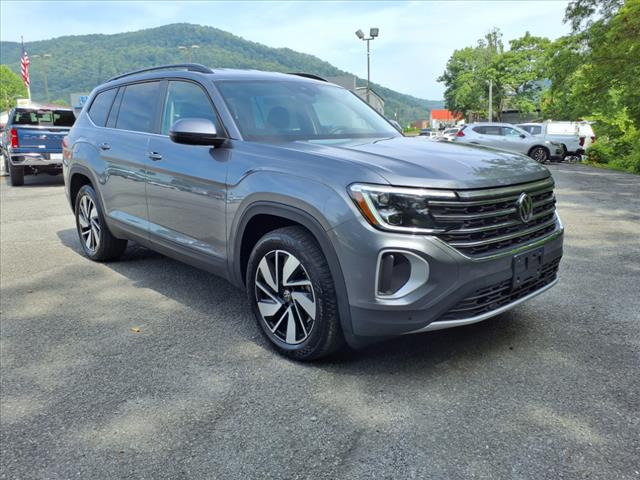 2025 Volkswagen Atlas 2.0T SE w/Technology - Photo 7