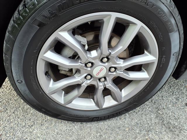 2024 GMC Terrain SLT AWD - Photo 9