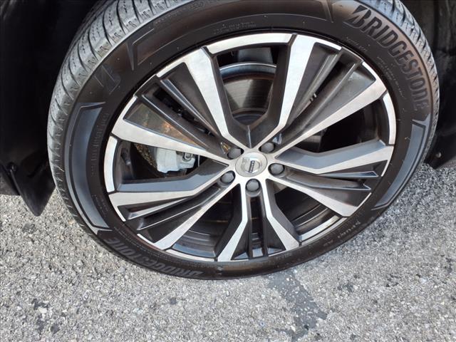 2023 Volvo XC60 B5 Plus Dark Theme - Photo 9
