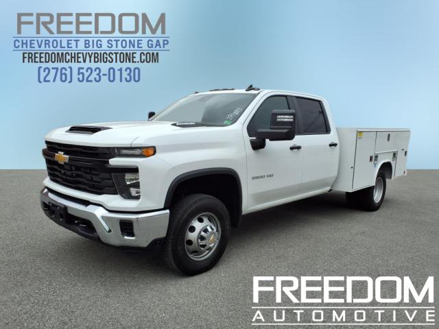 2025 Chevrolet Silverado 3500HD CC Work Truck