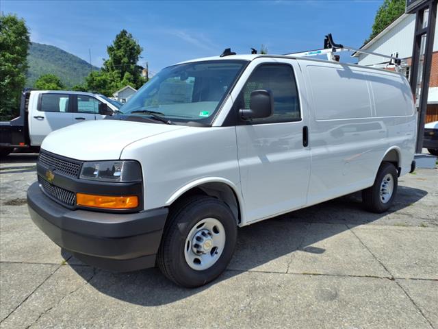 2025 Chevrolet Express Work Van Cargo