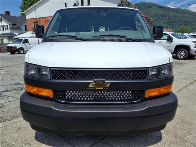 2025 Chevrolet Express Work Van Cargo
