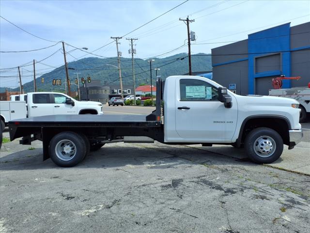 2025 Chevrolet Silverado 3500HD CC Work Truck