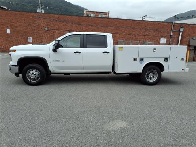 2025 Chevrolet Silverado 3500HD CC Work Truck