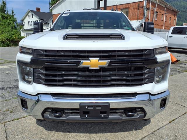 2025 Chevrolet Silverado 3500HD CC Work Truck