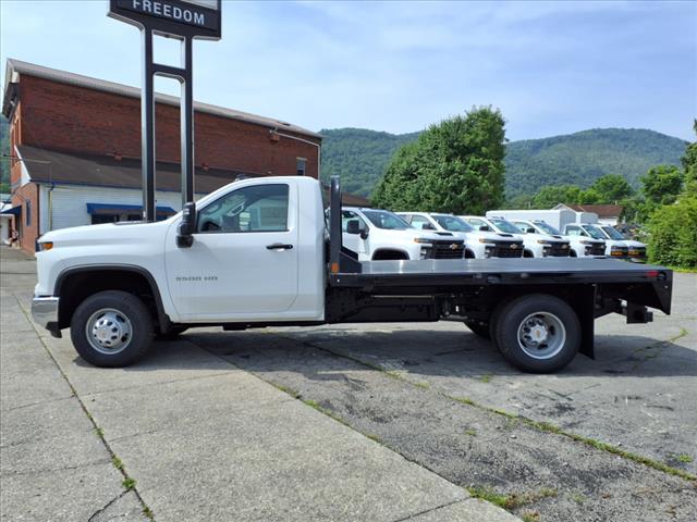 2025 Chevrolet Silverado 3500HD CC Work Truck