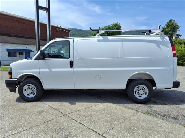 2025 Chevrolet Express Work Van Cargo