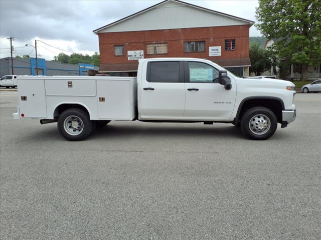 2025 Chevrolet Silverado 3500HD CC Work Truck